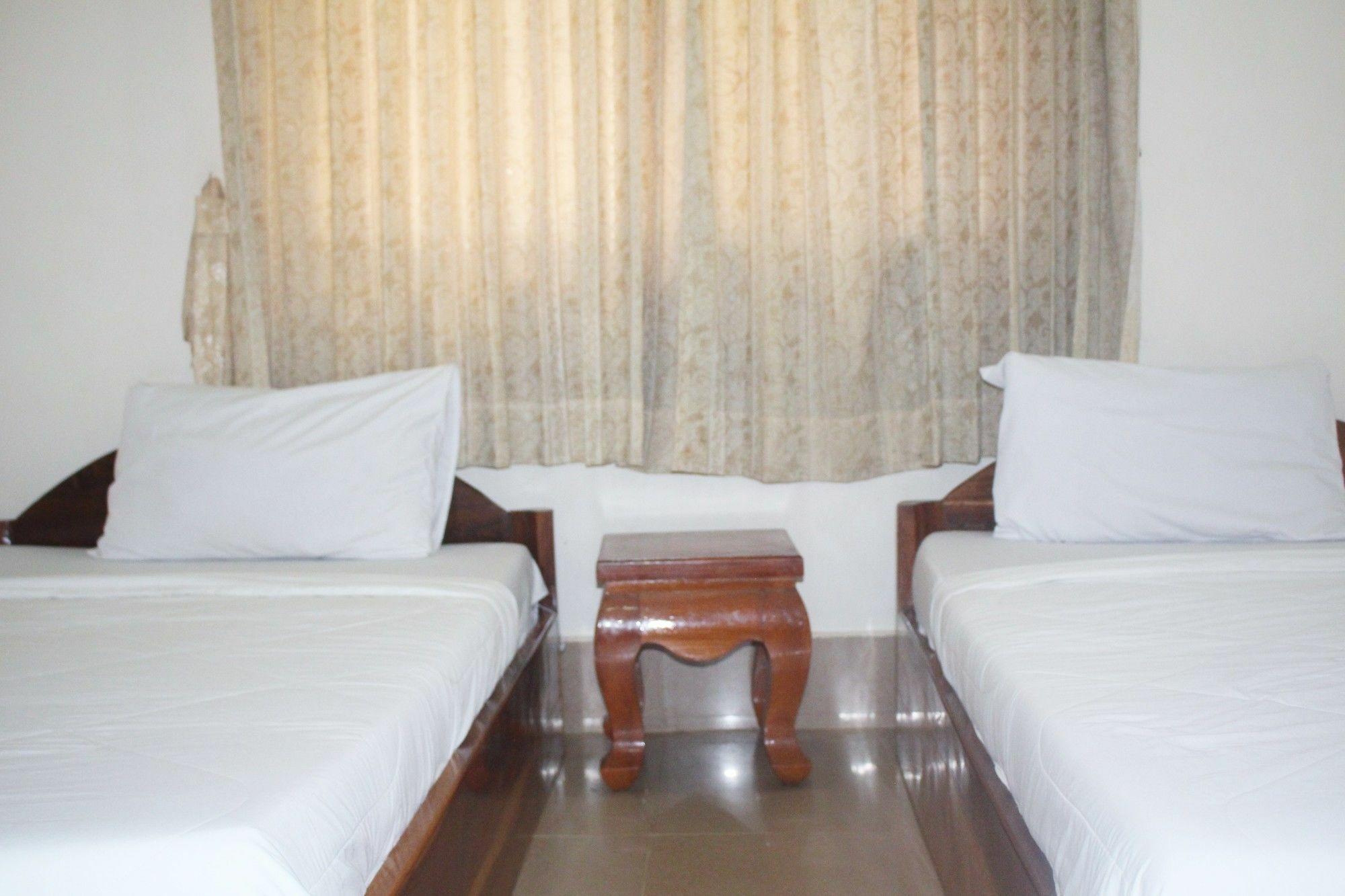 Shang Hai Guesthouse Battambang Eksteriør bilde