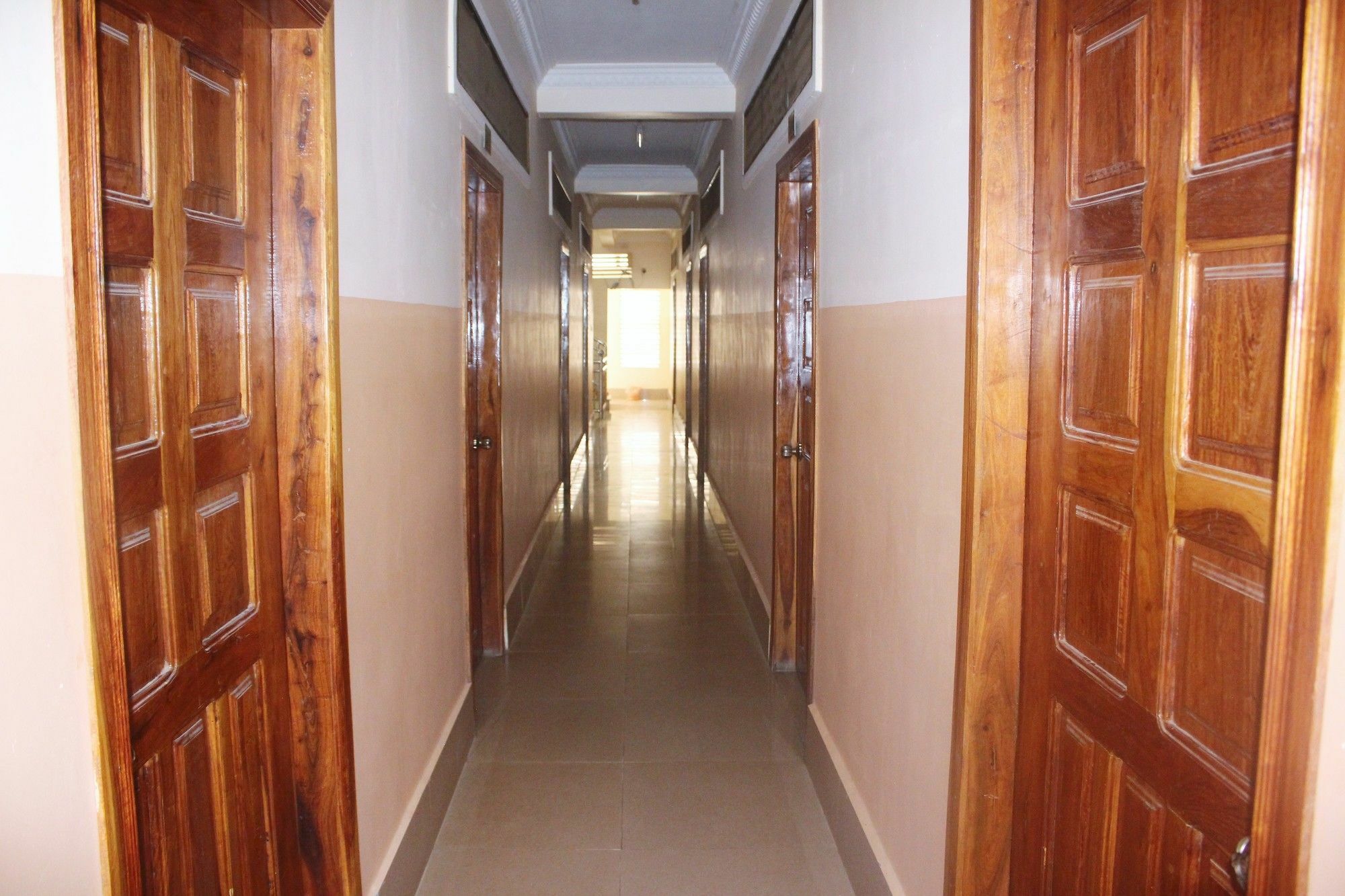 Shang Hai Guesthouse Battambang Eksteriør bilde