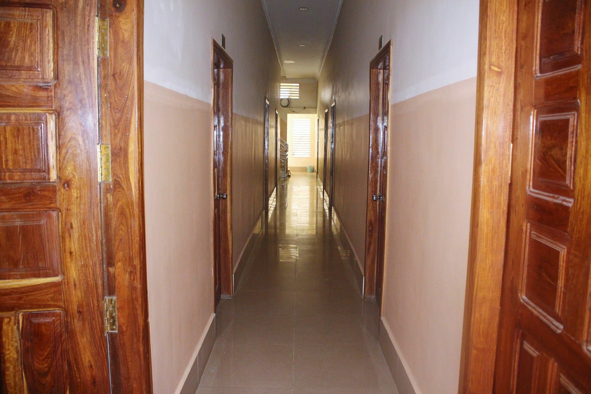 Shang Hai Guesthouse Battambang Eksteriør bilde